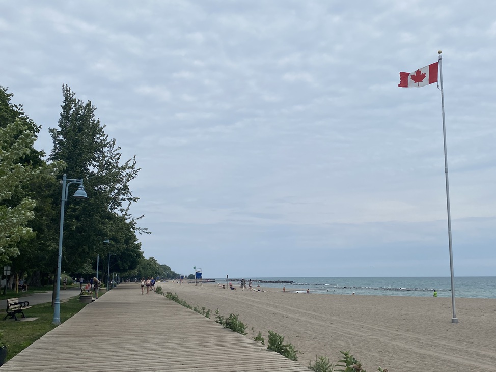 This is
      another image of the Boardwalk and the Canadian flag.